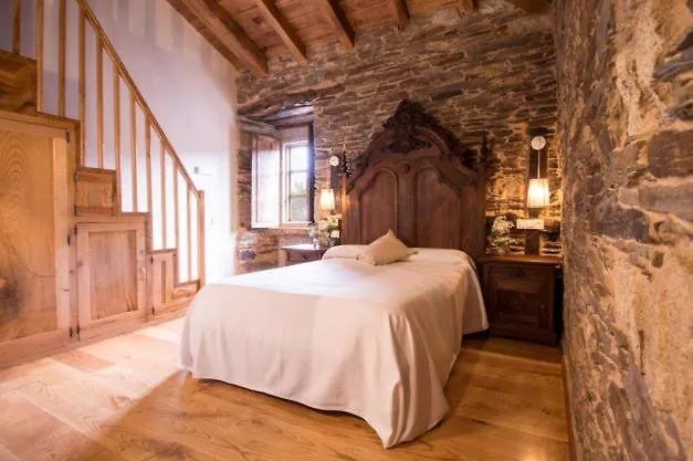 Casa De Aldea Val Dos Sonos 卢戈